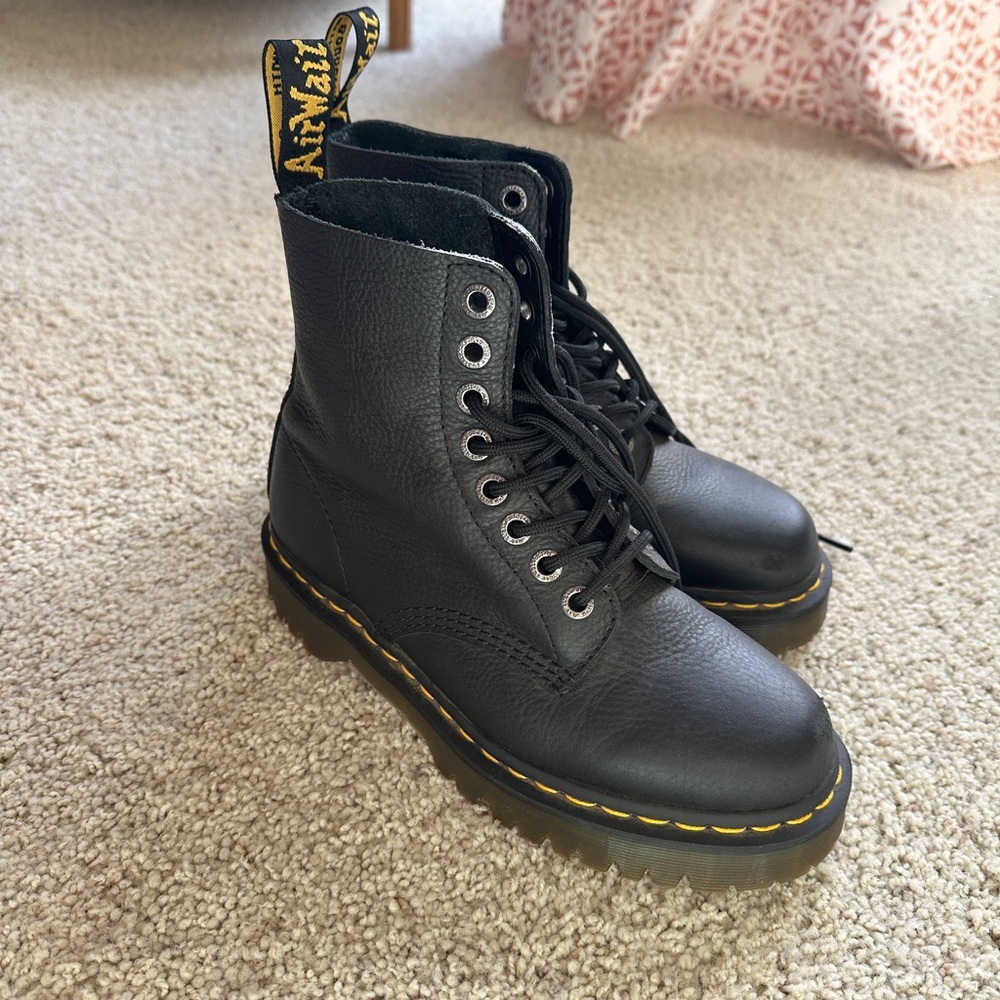 Dr.Martens boots